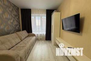1-к квартира, посуточно, 37м2, 8/20 этаж