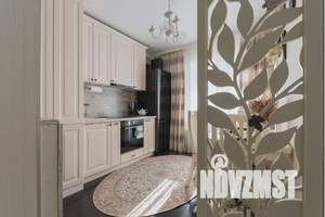 1-к квартира, посуточно, 42м2, 9/16 этаж