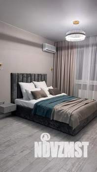 1-к квартира, посуточно, 38м2, 3/21 этаж