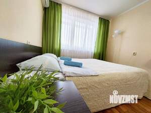 1-к квартира, посуточно, 45м2, 4/16 этаж