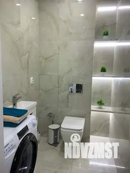 Студия квартира, посуточно, 70м2, 3/24 этаж