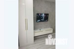 1-к квартира, посуточно, 37м2, 8/20 этаж