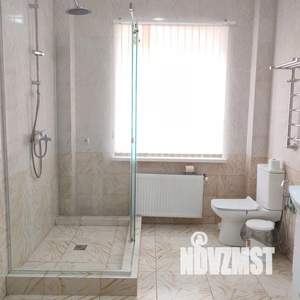 2-к квартира, посуточно, 70м2, 2/2 этаж