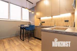 1-к квартира, посуточно, 30м2, 10/18 этаж