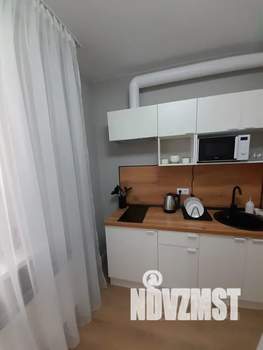 1-к квартира, посуточно, 32м2, 1/19 этаж