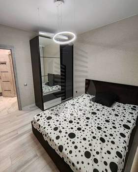 1-к квартира, на длительный срок, 40м2, 5/18 этаж