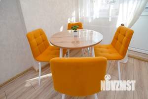 1-к квартира, посуточно, 40м2, 18/20 этаж