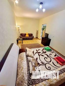 1-к квартира, посуточно, 50м2, 6/15 этаж