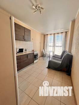 1-к квартира, посуточно, 42м2, 23/25 этаж