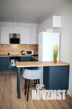 1-к квартира, посуточно, 39м2, 11/16 этаж