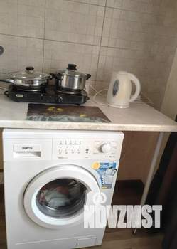 Студия квартира, посуточно, 45м2, 2/19 этаж