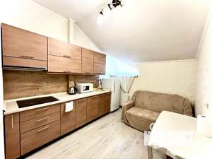 1-к квартира, посуточно, 38м2, 4/4 этаж