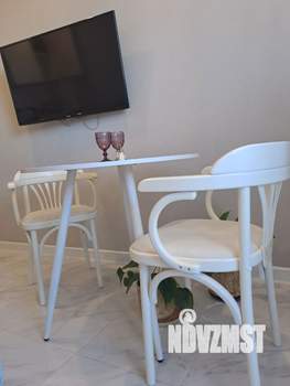 Студия квартира, посуточно, 28м2, 6/25 этаж