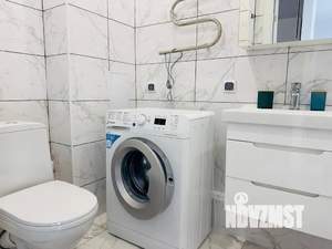 1-к квартира, посуточно, 40м2, 18/18 этаж