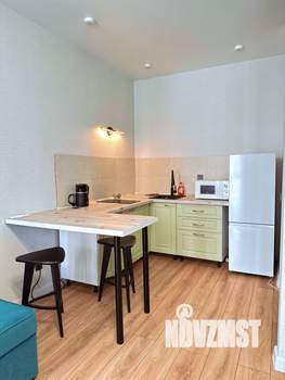 Студия квартира, посуточно, 34м2, 6/21 этаж