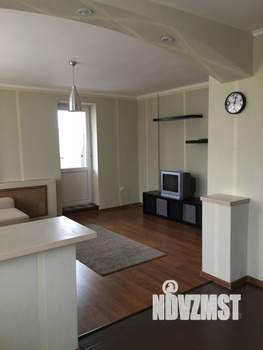 Студия квартира, на длительный срок, 40м2, 7/12 этаж