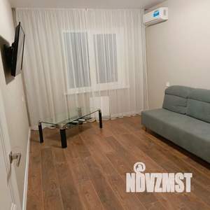 1-к квартира, посуточно, 36м2, 8/14 этаж