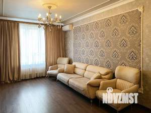 3-к квартира, посуточно, 75м2, 1/1 этаж