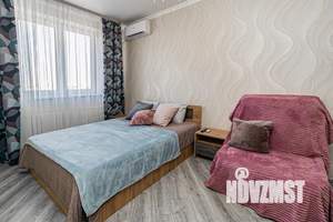 1-к квартира, посуточно, 38м2, 7/18 этаж