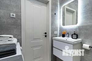 Студия квартира, посуточно, 27м2, 3/18 этаж