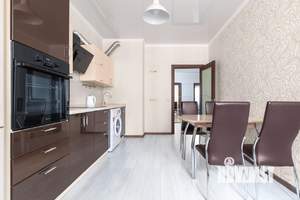 2-к квартира, посуточно, 70м2, 1/1 этаж