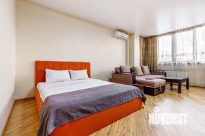 1-к квартира, посуточно, 55м2, 1/1 этаж