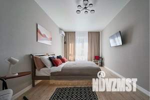 1-к квартира, посуточно, 40м2, 6/22 этаж