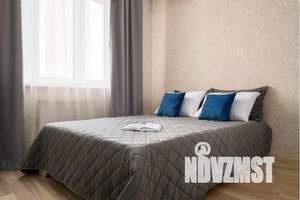 1-к квартира, посуточно, 40м2, 6/18 этаж