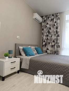 Студия квартира, посуточно, 30м2, 6/22 этаж