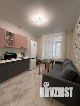 1-к квартира, посуточно, 41м2, 2/22 этаж