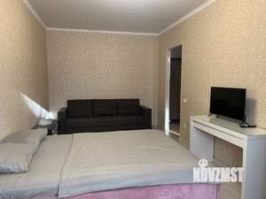 1-к квартира, посуточно, 39м2, 5/8 этаж