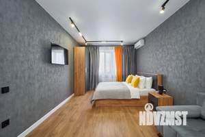 1-к квартира, посуточно, 38м2, 7/17 этаж