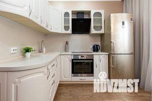 1-к квартира, посуточно, 40м2, 4/17 этаж