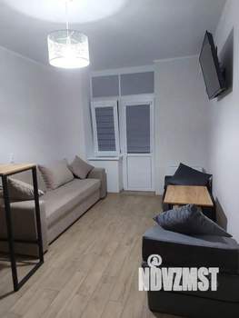 Студия квартира, посуточно, 26м2, 3/19 этаж