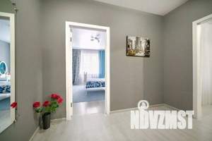 1-к квартира, посуточно, 40м2, 3/18 этаж