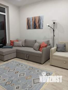 Студия квартира, посуточно, 35м2, 14/18 этаж