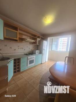 2-к квартира, на длительный срок, 80м2, 10/10 этаж