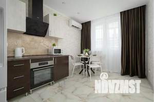 2-к квартира, посуточно, 40м2, 14/17 этаж