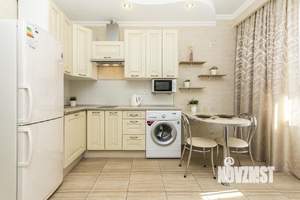 1-к квартира, посуточно, 46м2, 1/1 этаж