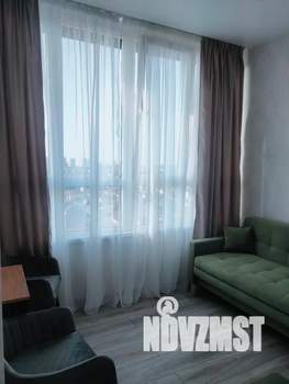 Студия квартира, посуточно, 35м2, 11/18 этаж