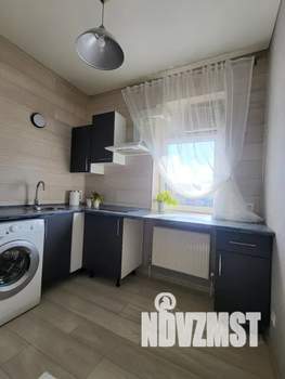 1-к квартира, посуточно, 40м2, 11/16 этаж