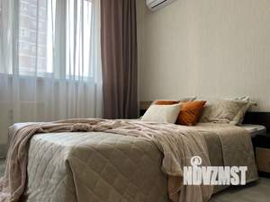 1-к квартира, посуточно, 44м2, 8/18 этаж