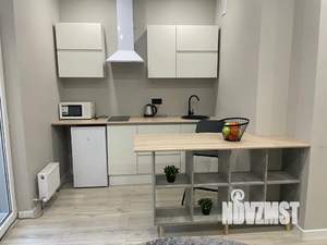 Студия квартира, посуточно, 21м2, 3/18 этаж