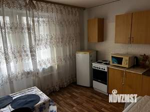 1-к квартира, посуточно, 40м2, 1/16 этаж