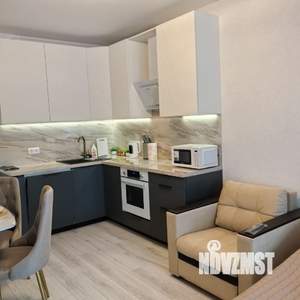 Студия квартира, посуточно, 32м2, 15/17 этаж