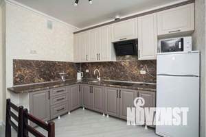 1-к квартира, посуточно, 40м2, 12/20 этаж