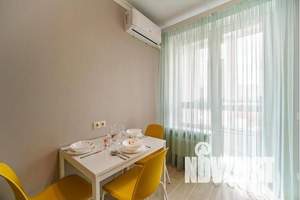 1-к квартира, посуточно, 38м2, 7/17 этаж
