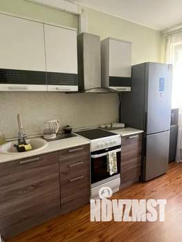 1-к квартира, посуточно, 35м2, 8/17 этаж