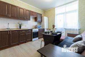 1-к квартира, посуточно, 45м2, 1/1 этаж