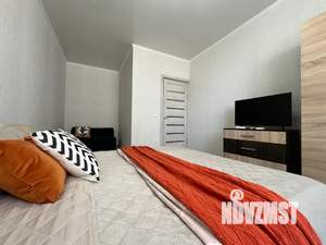 1-к квартира, посуточно, 44м2, 8/18 этаж